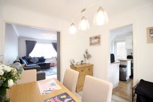 Dining Room- click for photo gallery